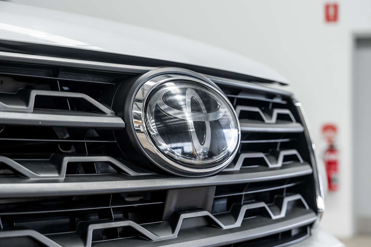 2023 Toyota Fortuner GXL GUN156R