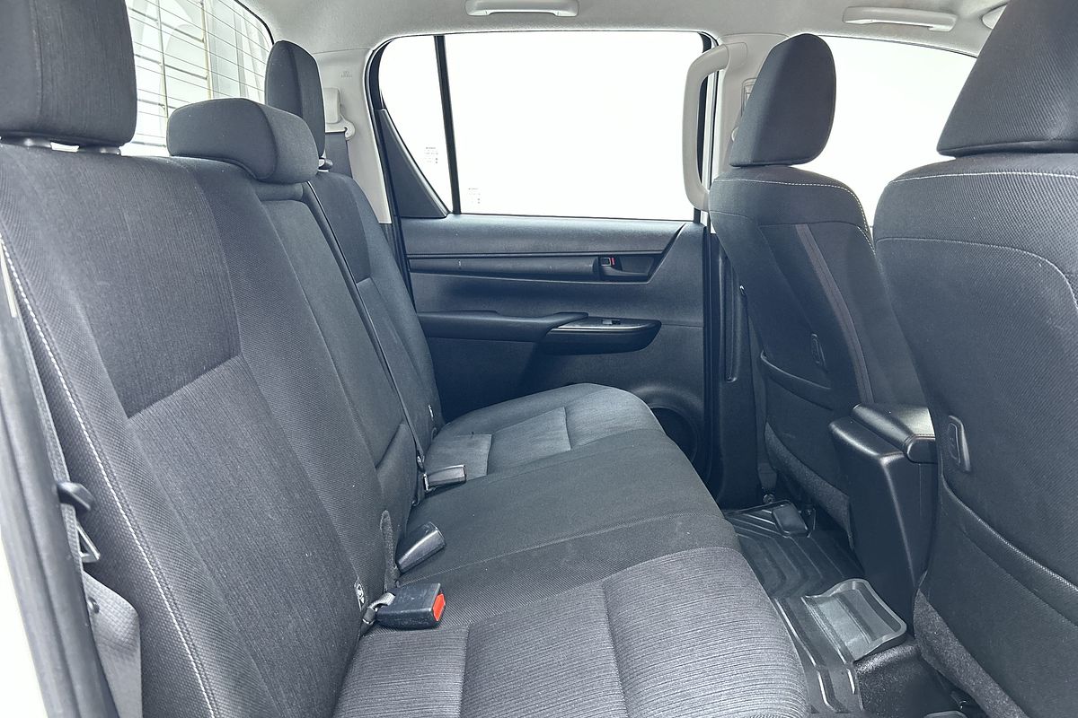 2019 Toyota Hilux SR GUN126R 4X4