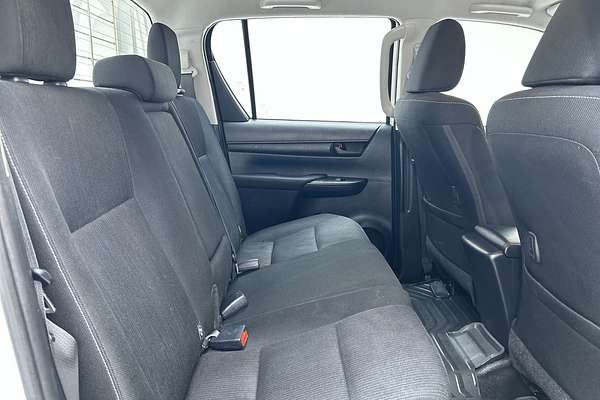 2019 Toyota Hilux SR GUN126R 4X4