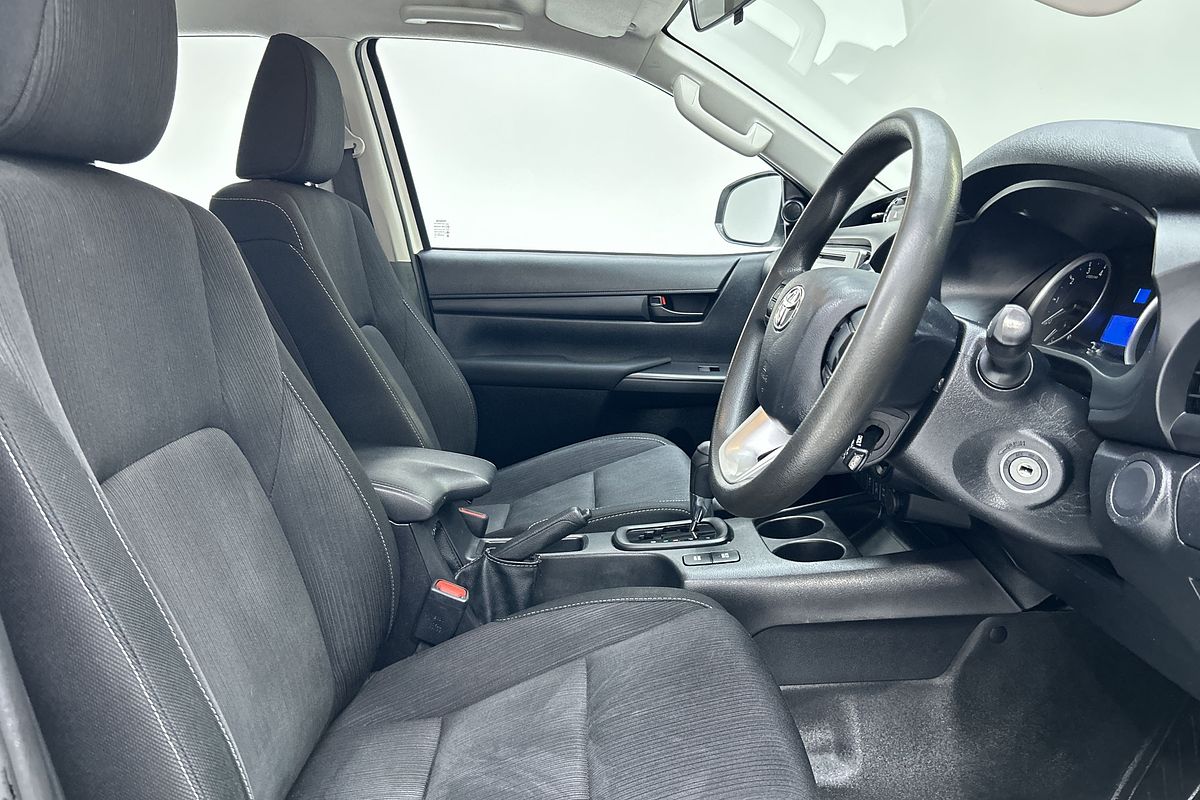 2019 Toyota Hilux SR GUN126R 4X4