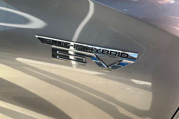 2023 Mitsubishi Outlander PHEV Exceed ZM