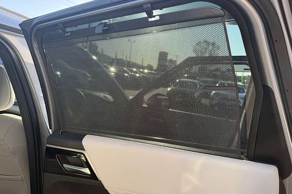 2023 Mitsubishi Outlander PHEV Exceed ZM