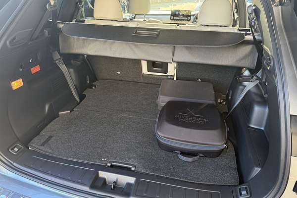 2023 Mitsubishi Outlander PHEV Exceed ZM