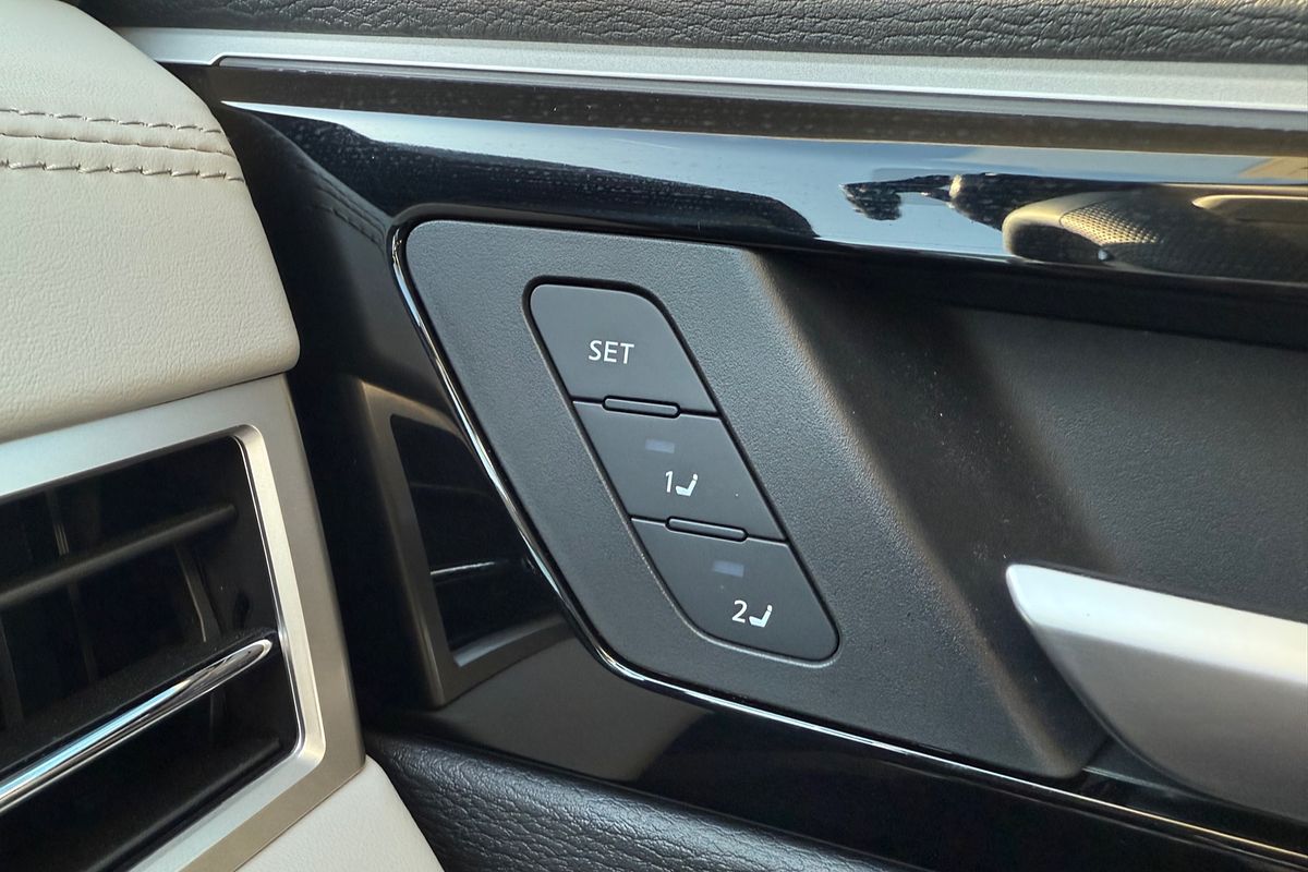 2023 Mitsubishi Outlander PHEV Exceed ZM