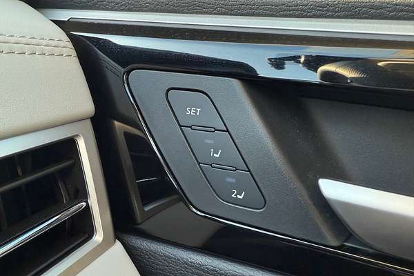 2023 Mitsubishi Outlander PHEV Exceed ZM