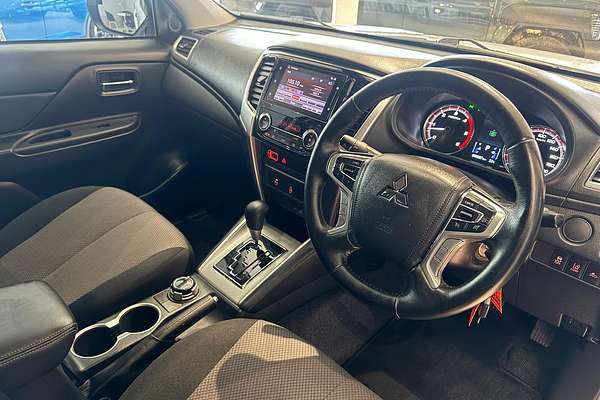 2022 Mitsubishi Triton GLX-R MR 4X4