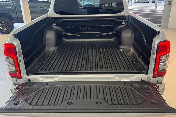 2022 Mitsubishi Triton GLX-R MR 4X4