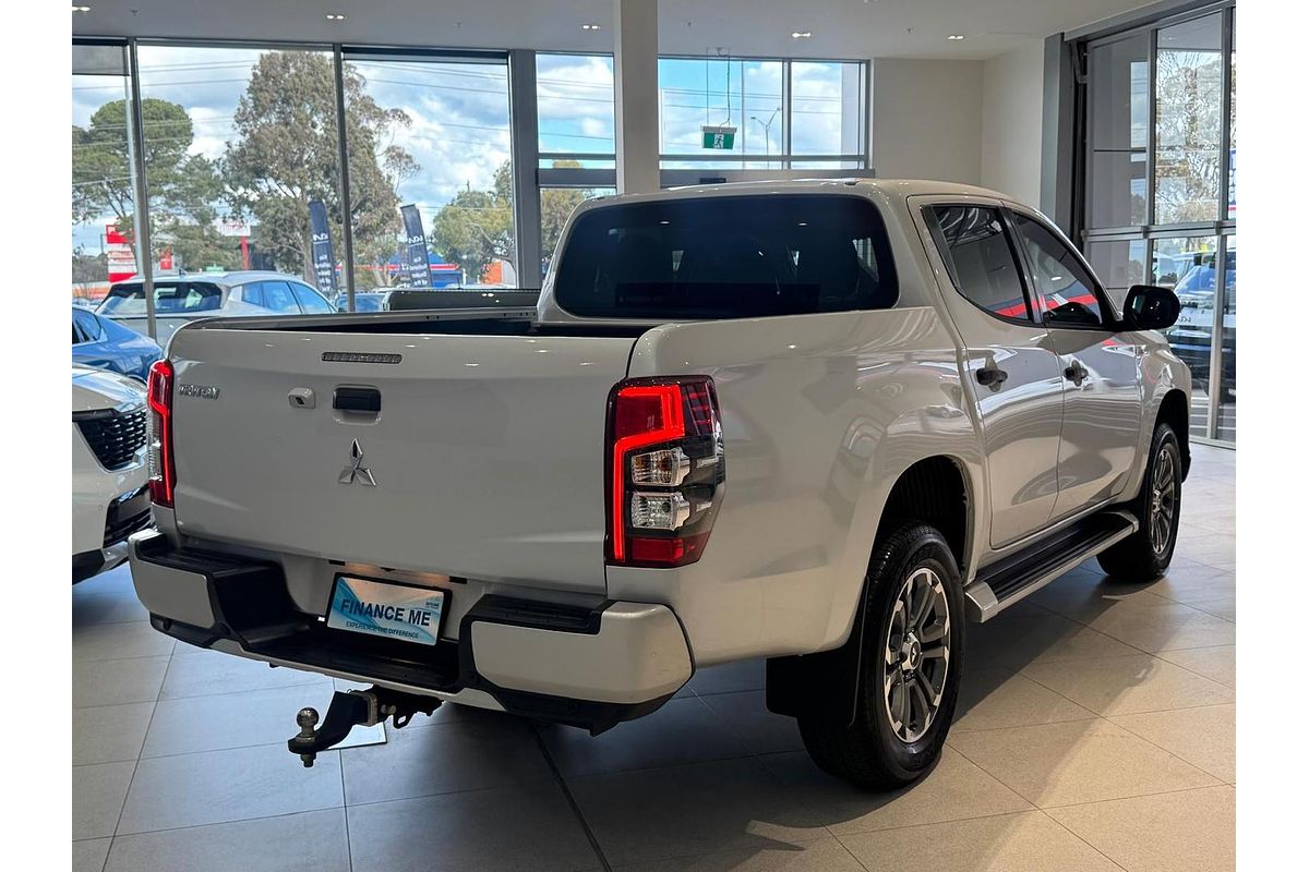 2022 Mitsubishi Triton GLX-R MR 4X4