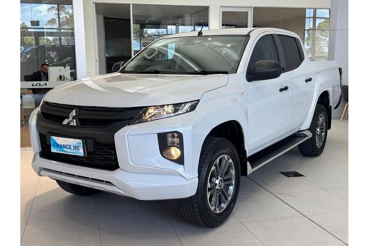 2022 Mitsubishi Triton GLX-R MR 4X4