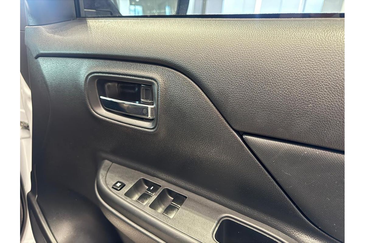2022 Mitsubishi Triton GLX-R MR 4X4