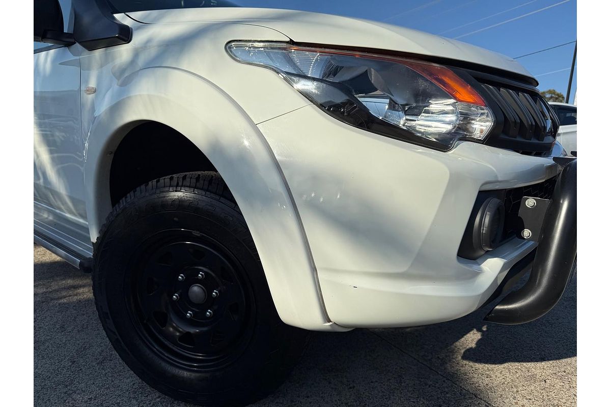 2017 Mitsubishi Triton GLX MQ 4X4