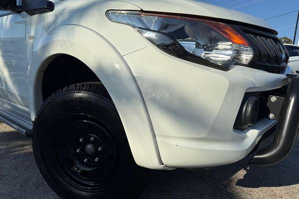 2017 Mitsubishi Triton GLX MQ 4X4