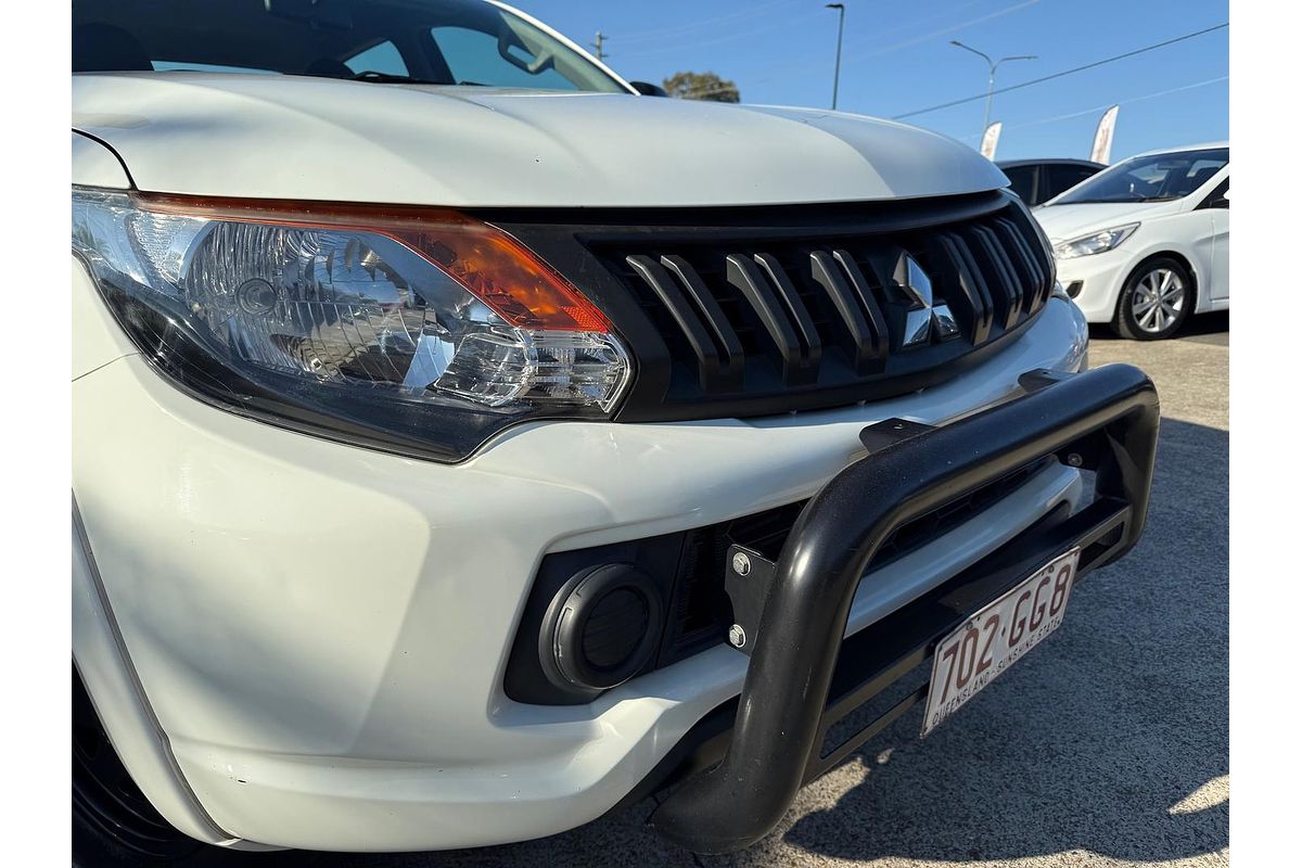2017 Mitsubishi Triton GLX MQ 4X4