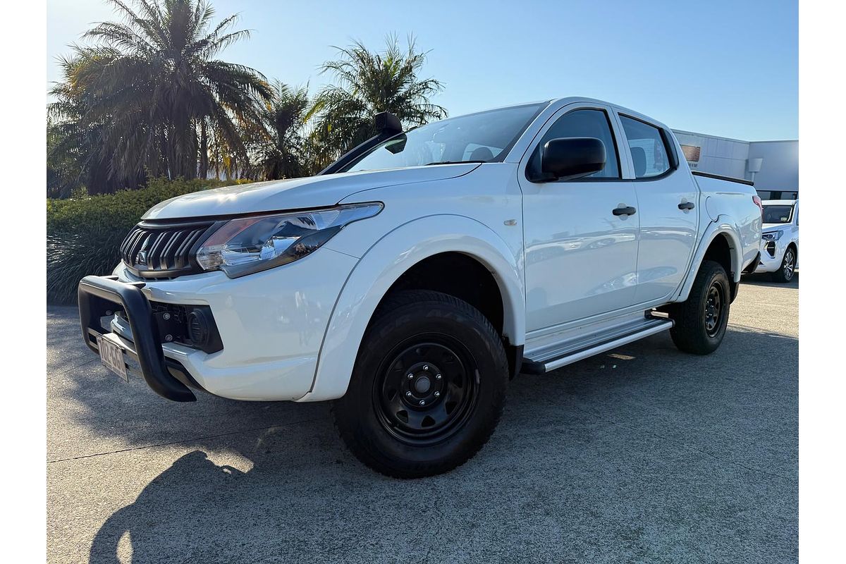 2017 Mitsubishi Triton GLX MQ 4X4