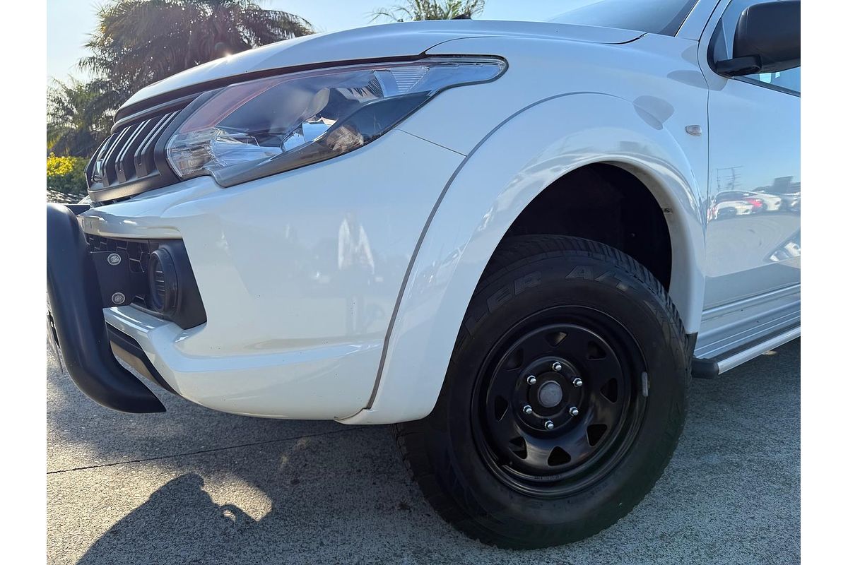 2017 Mitsubishi Triton GLX MQ 4X4