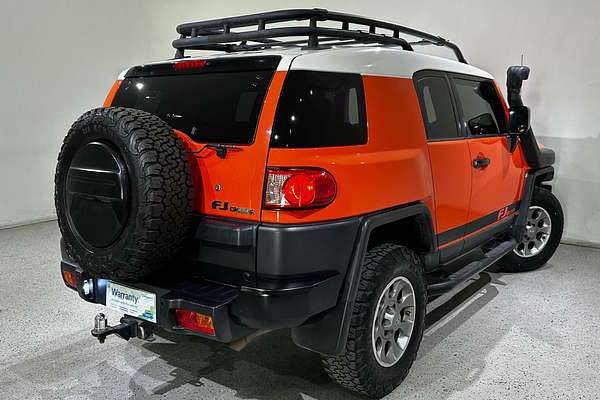 2013 Toyota FJ Cruiser  GSJ15R