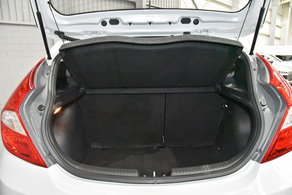 2019 Hyundai Accent Sport RB6
