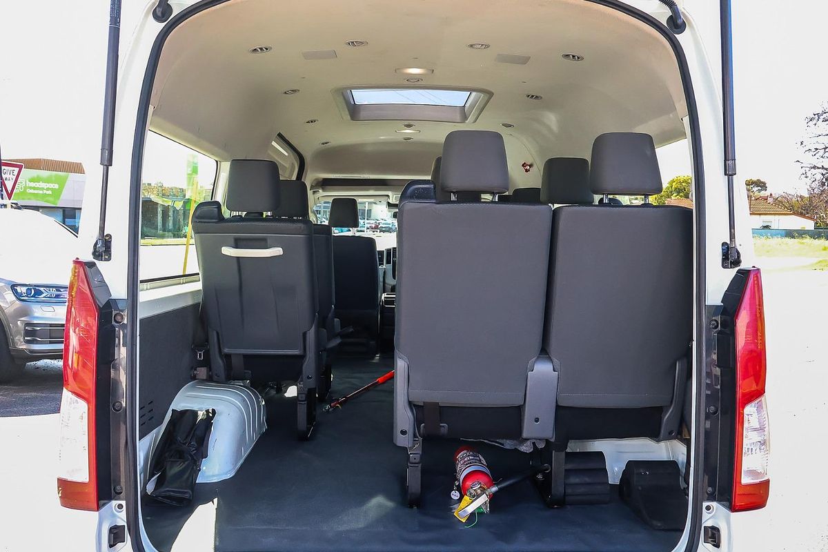 2022 Toyota Hiace Commuter GDH322R ELWB High Roof