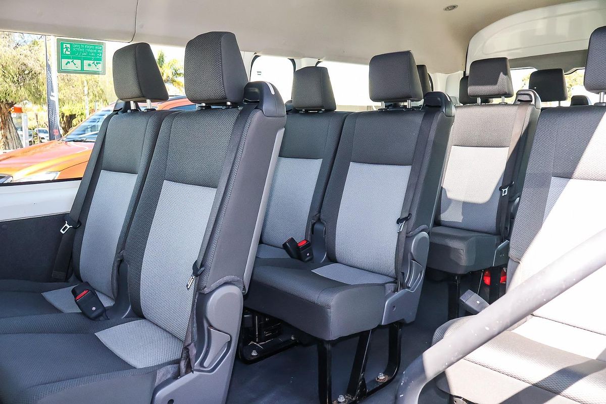 2022 Toyota Hiace Commuter GDH322R ELWB High Roof