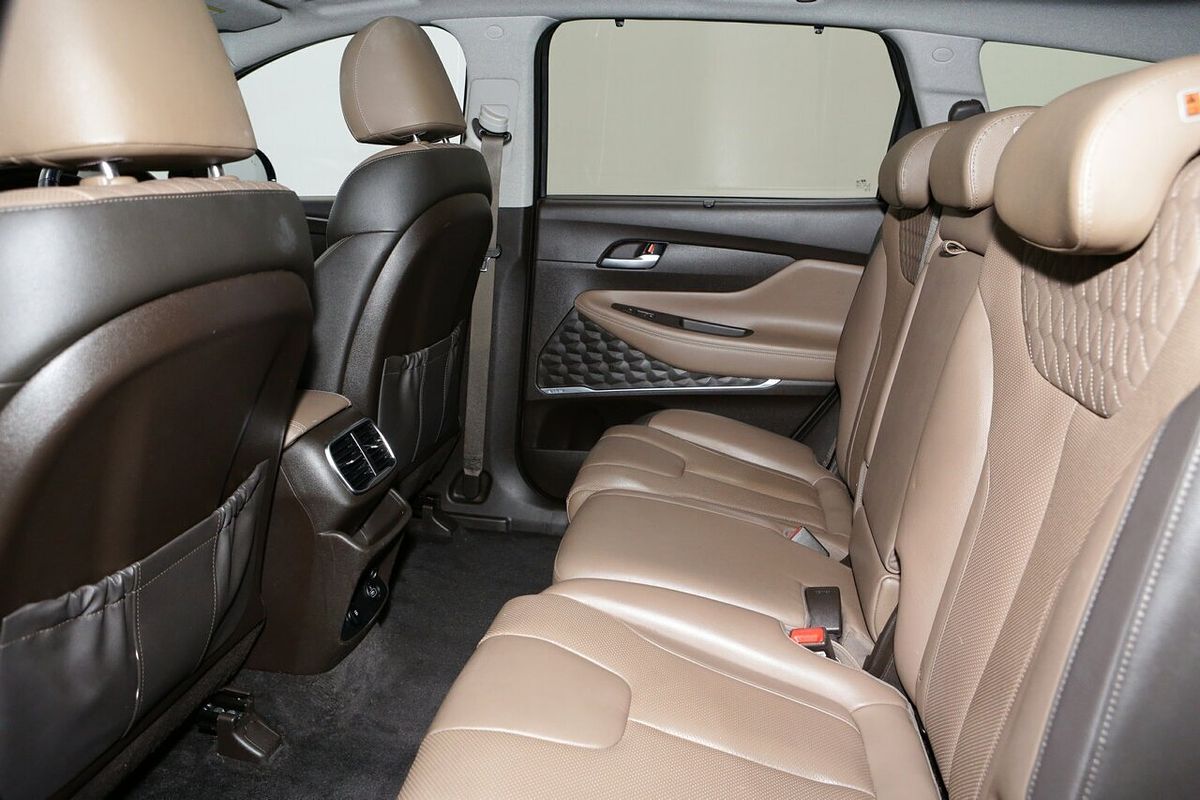 2020 Hyundai Santa Fe Highlander TM.2