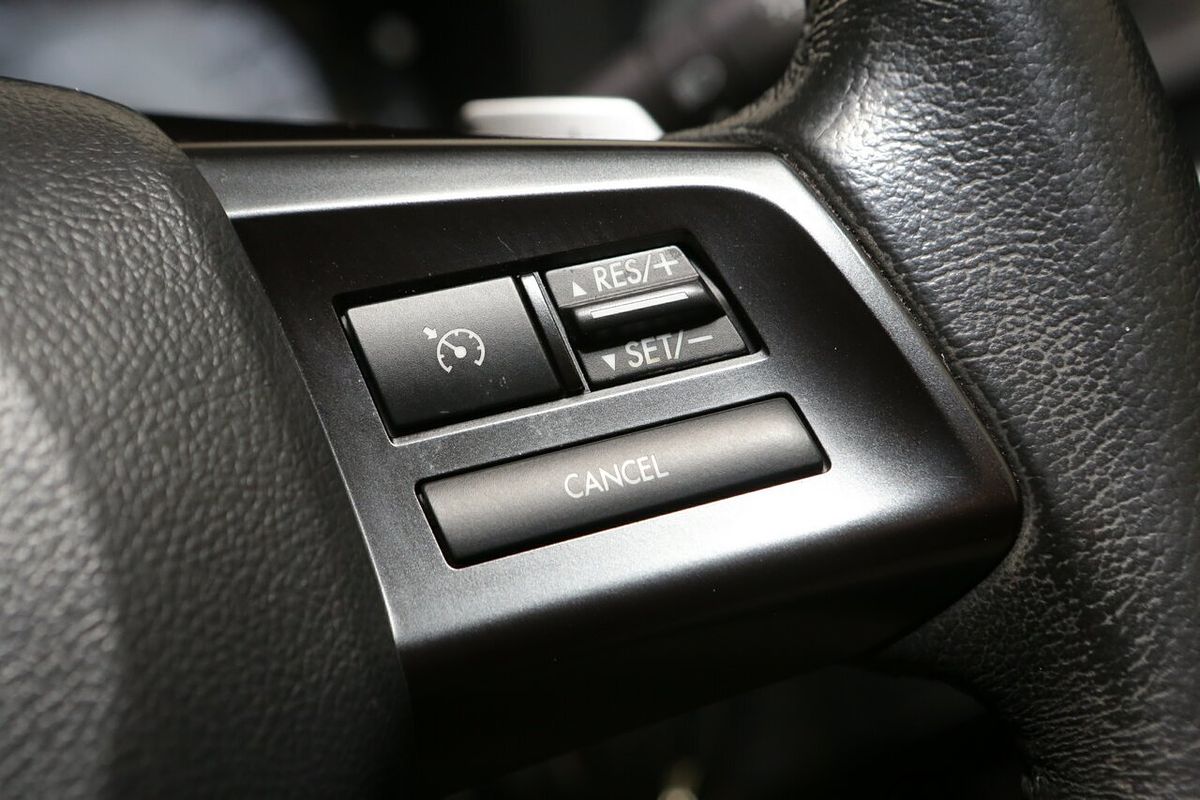 2013 Subaru XV 2.0i-S G4X