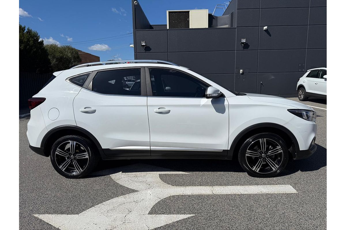 2018 MG ZS Essence AZS1