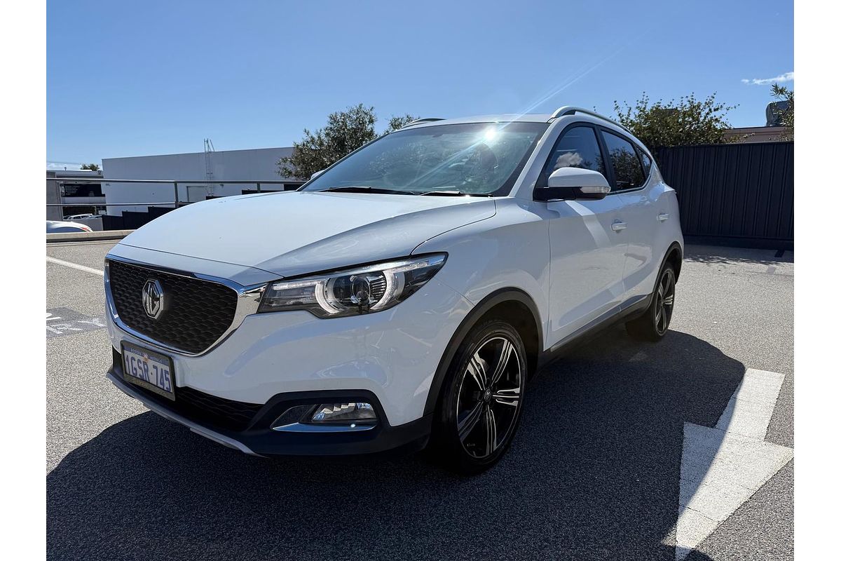 2018 MG ZS Essence AZS1
