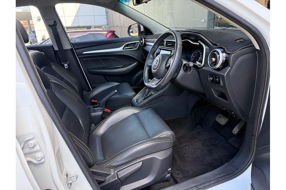 2018 MG ZS Essence AZS1
