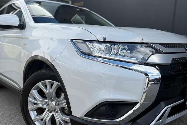 2019 Mitsubishi Outlander ES ADAS ZL
