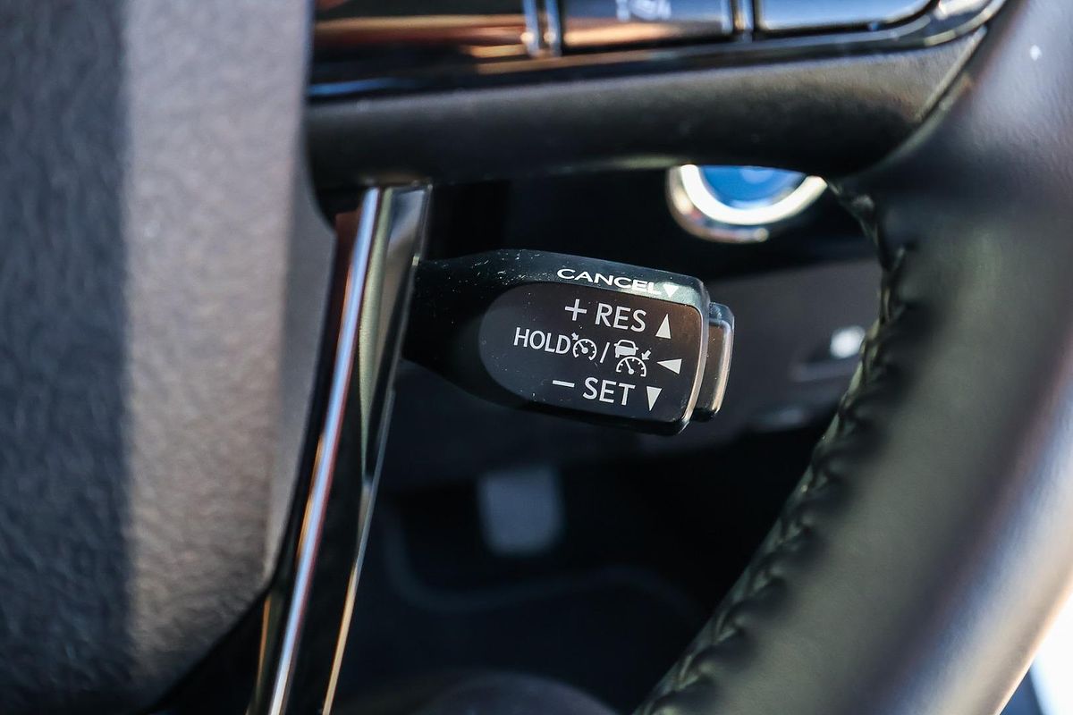 2020 Toyota Prius ZVW50R