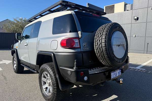 2014 Toyota FJ Cruiser GSJ15R