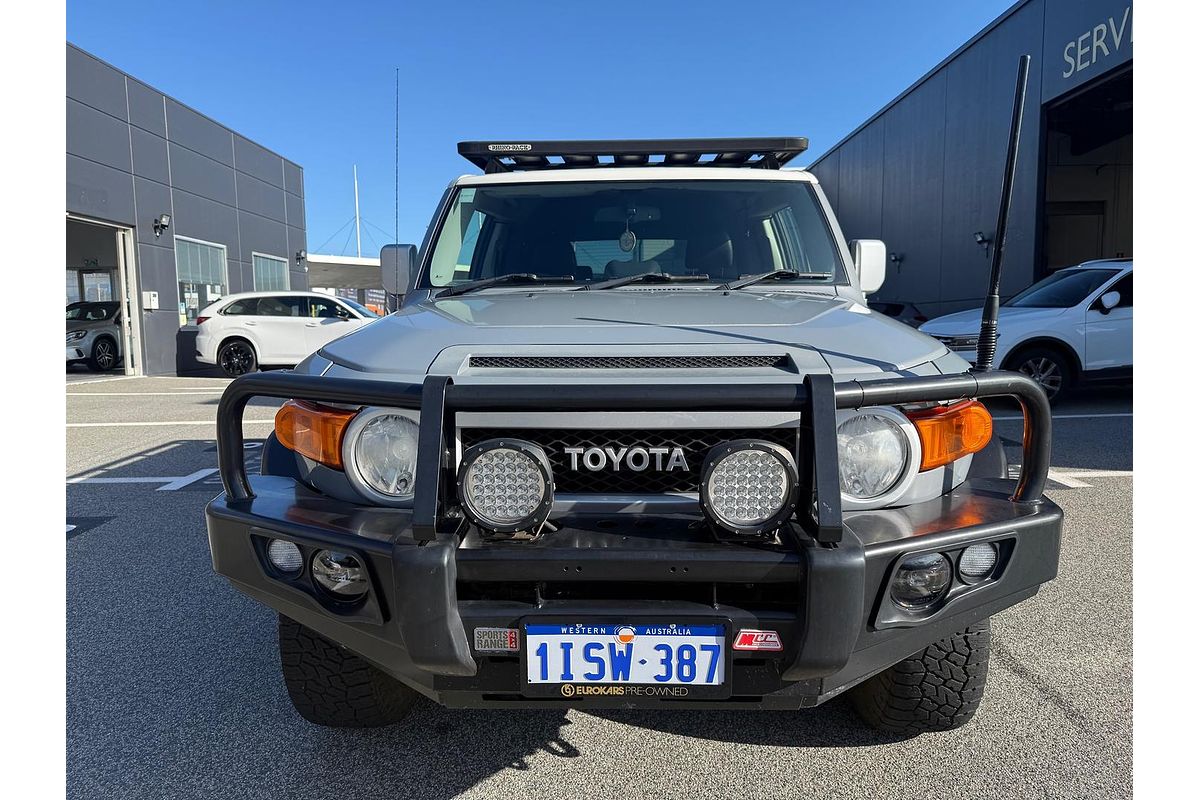 2014 Toyota FJ Cruiser GSJ15R