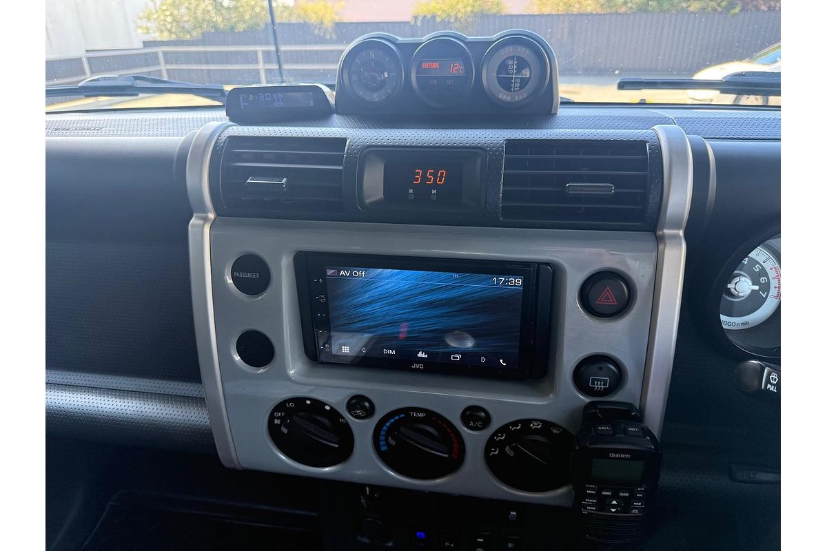2014 Toyota FJ Cruiser GSJ15R