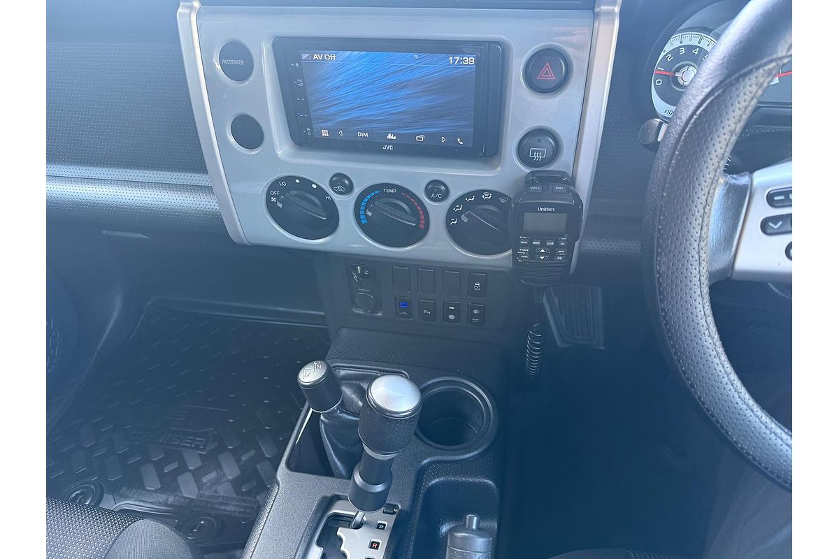 2014 Toyota FJ Cruiser GSJ15R