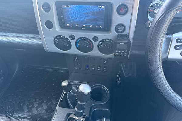 2014 Toyota FJ Cruiser GSJ15R