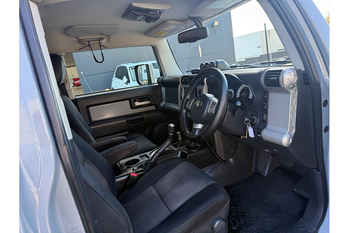 2014 Toyota FJ Cruiser GSJ15R