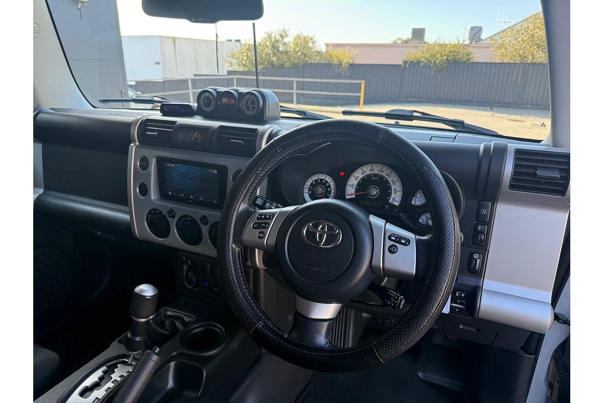2014 Toyota FJ Cruiser GSJ15R
