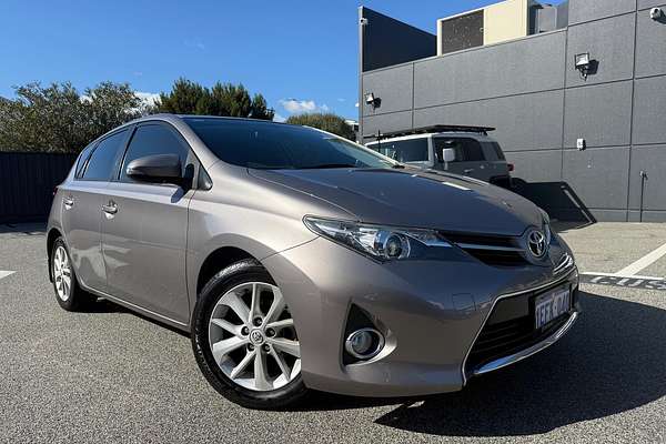2013 Toyota Corolla Ascent Sport ZRE182R