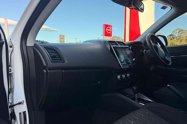 2023 Mitsubishi ASX ES XD