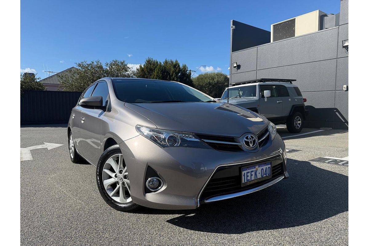 2013 Toyota Corolla Ascent Sport ZRE182R