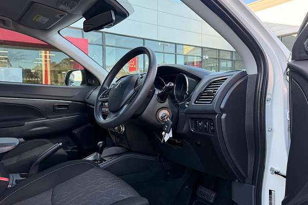 2023 Mitsubishi ASX ES XD