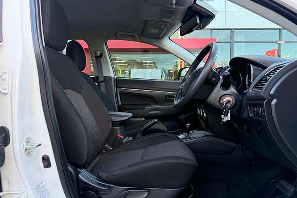 2023 Mitsubishi ASX ES XD