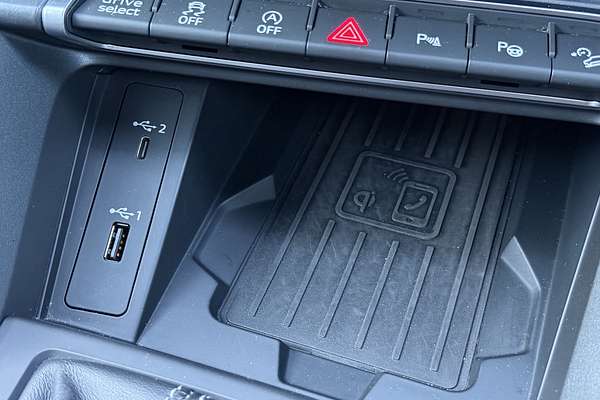 2020 Audi Q3 40 TFSI S line F3