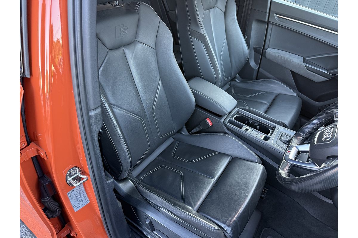2020 Audi Q3 40 TFSI S line F3