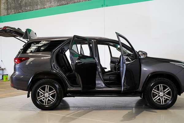 2022 Toyota Fortuner GXL GUN156R