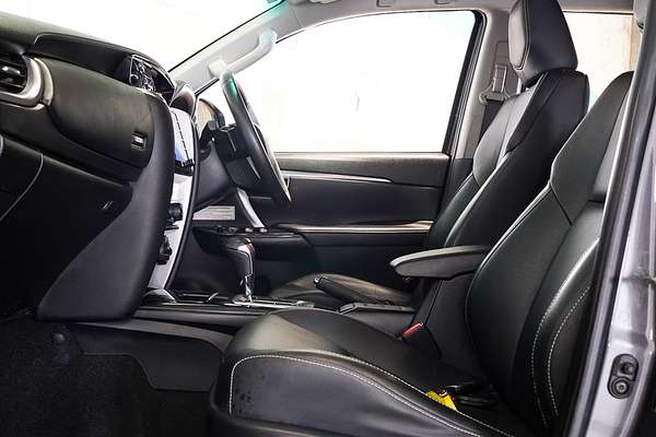 2022 Toyota Fortuner GXL GUN156R