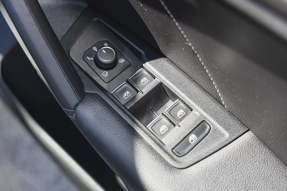 2022 Volkswagen Tiguan 162TSI R-Line 5N