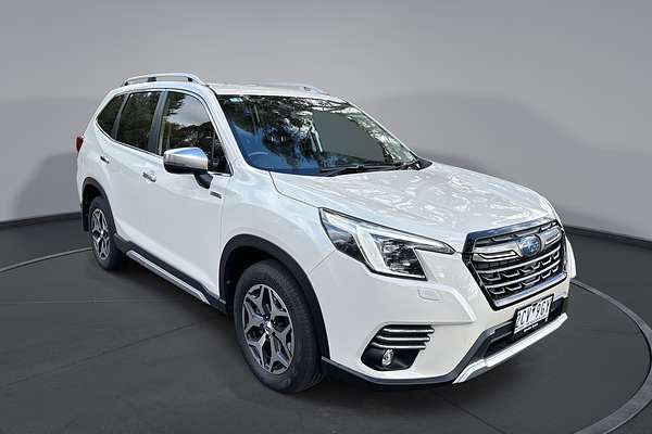 2023 Subaru Forester Hybrid L S5