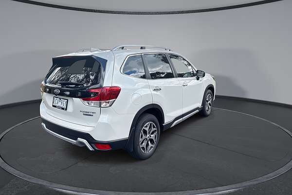 2023 Subaru Forester Hybrid L S5