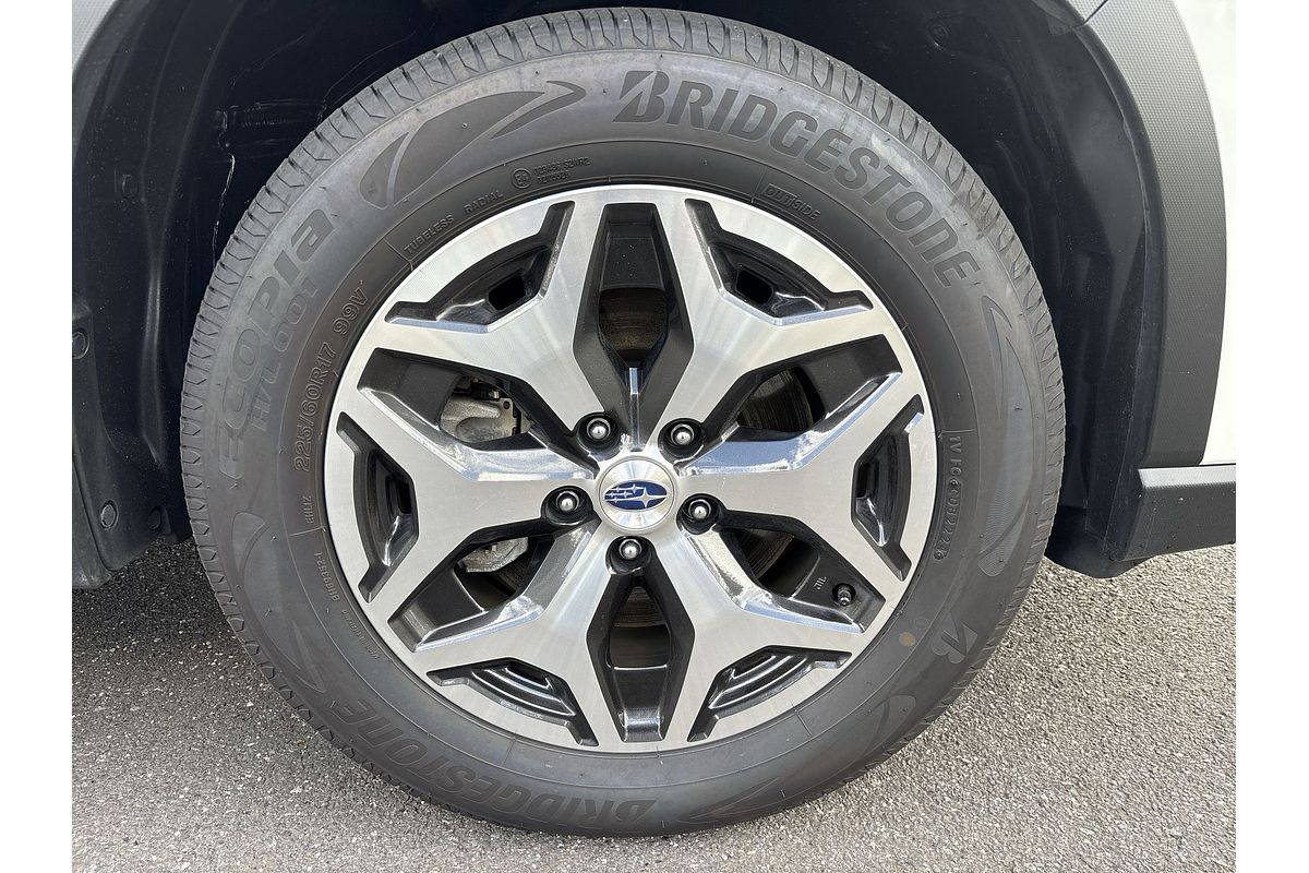 2023 Subaru Forester Hybrid L S5